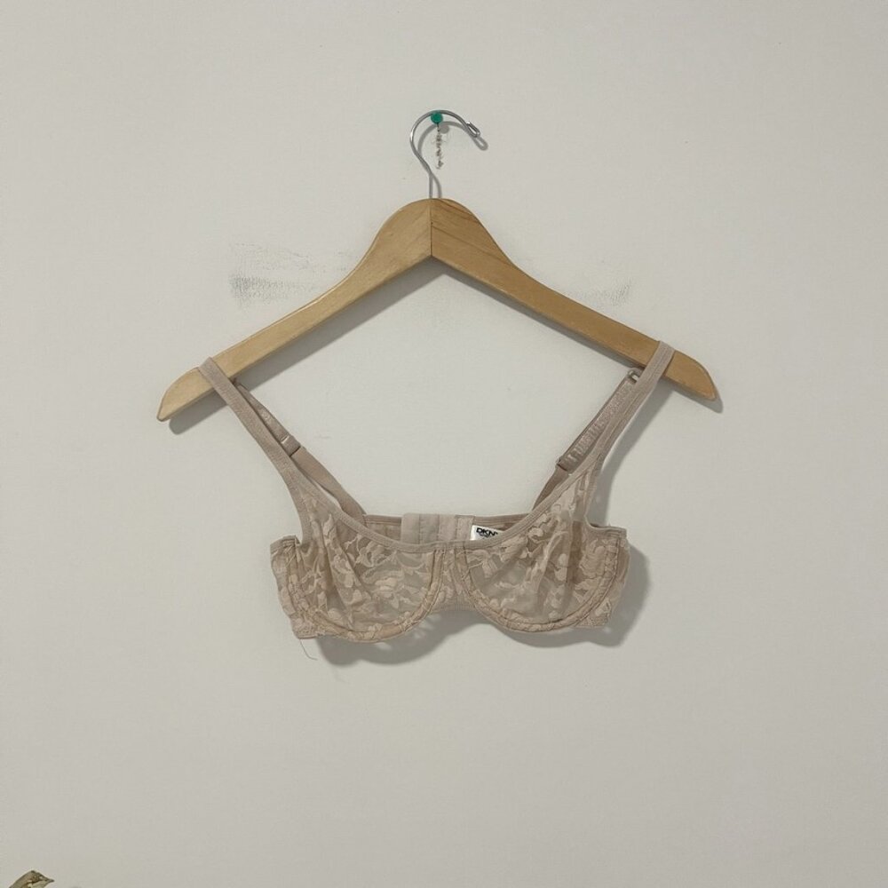 DKNY Nude See Through Floral Lace Bra Size 32C